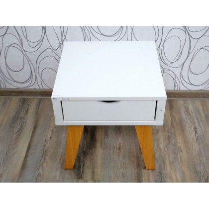 Noční stolek 16251A 46x50x50 cm dřevolaminát dřevo Noční stolek 16251A 46x50x50 cm dřevolaminát dřevo